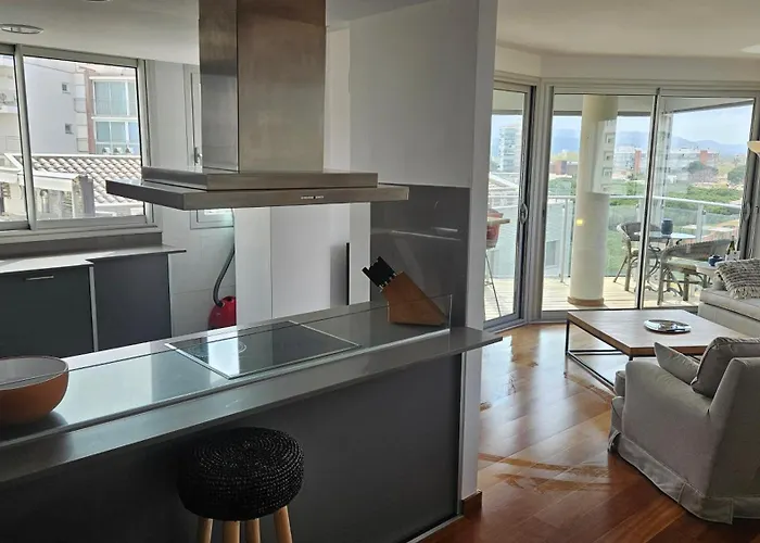 Penthouse In Platja D Aro Front Sea With Parking דירה