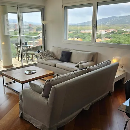 Penthouse In Platja D Aro Front Sea With Parking *